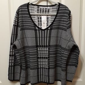 New! Notations Woman Super Soft  Long-Sleeve V-Neck Houndstooth Sweater 1X & 2X